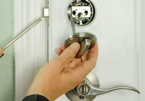 What Does an Emergency Locksmith Do?