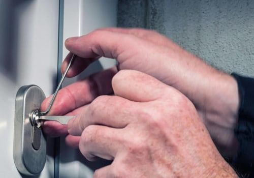 What Emergency Services Does a Commercial Locksmith Provide?