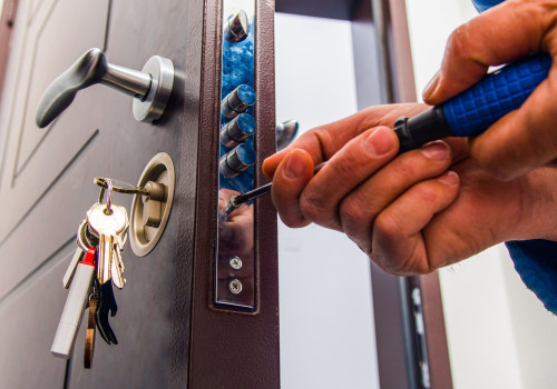 The Benefits of Hiring a Professional Commercial Locksmith